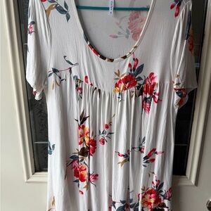 Chic Women's Floral Blouse in Cream and Pink